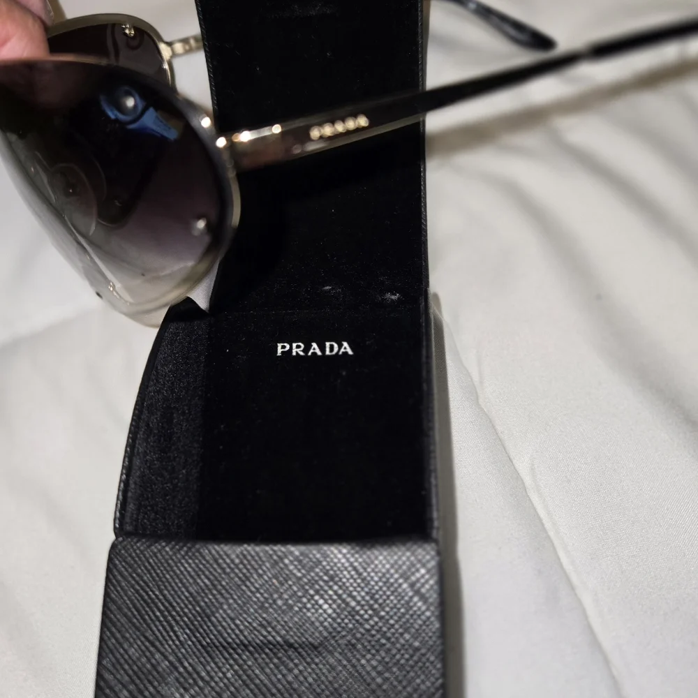 PRADA SUNGLASSES - Picture 3 of 4